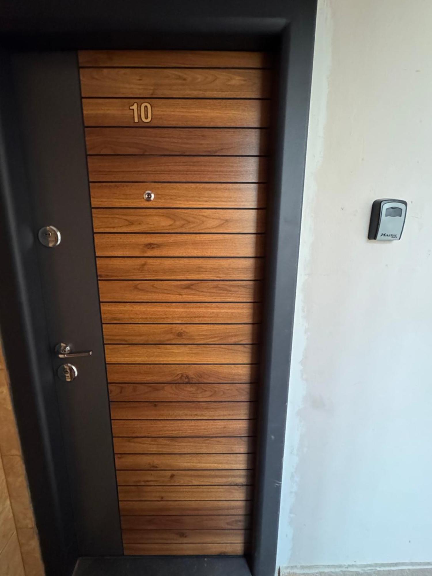 Linen Tree Apartment Baile Herculane Bagian luar foto